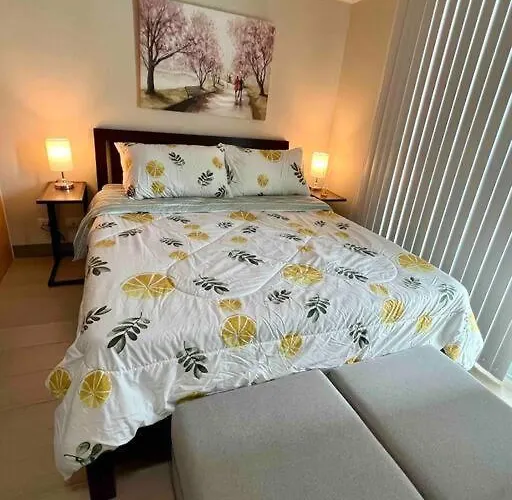 Apartment At The Heart Of Bgc Located At Uptown Parksuites Manila