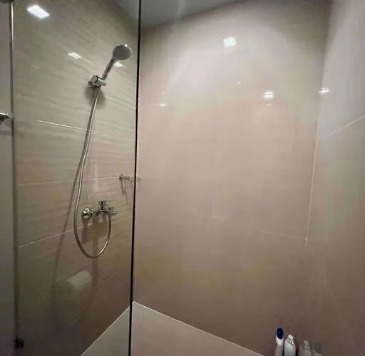 At The Heart Of Bgc Located At Uptown Parksuites Apartment